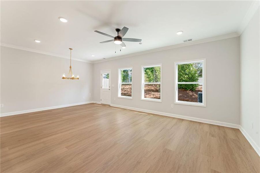 Spacious, unfurnished interior of a new home in Cherokee Township, Acworth (Image 25).