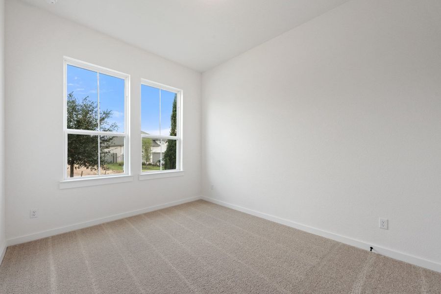 Spacious, unfurnished interior of a new home in Wolf Ranch, Georgetown (Image 38).