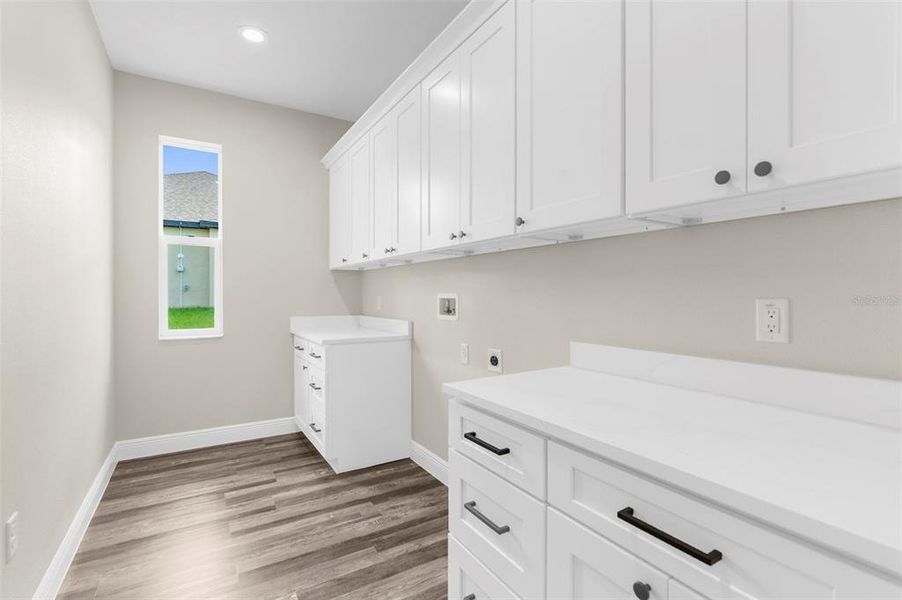 Furnished interior view inside a new home in , Weeki Wachee (Image 44).