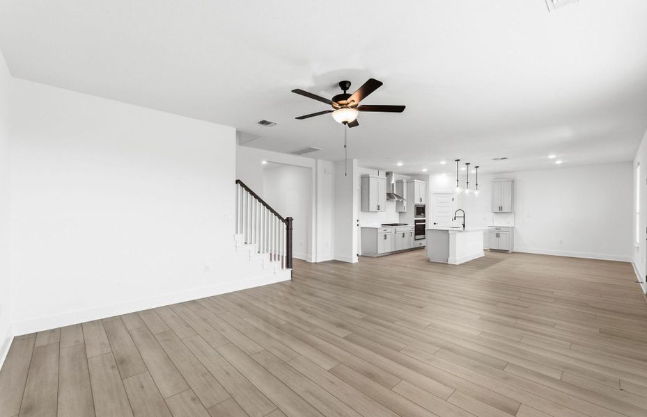 Spacious, unfurnished interior of a new home in Lagos, Manor (Image 33). Spacious, unfurnished interior of a new home in Lagos, Manor (Image 33).