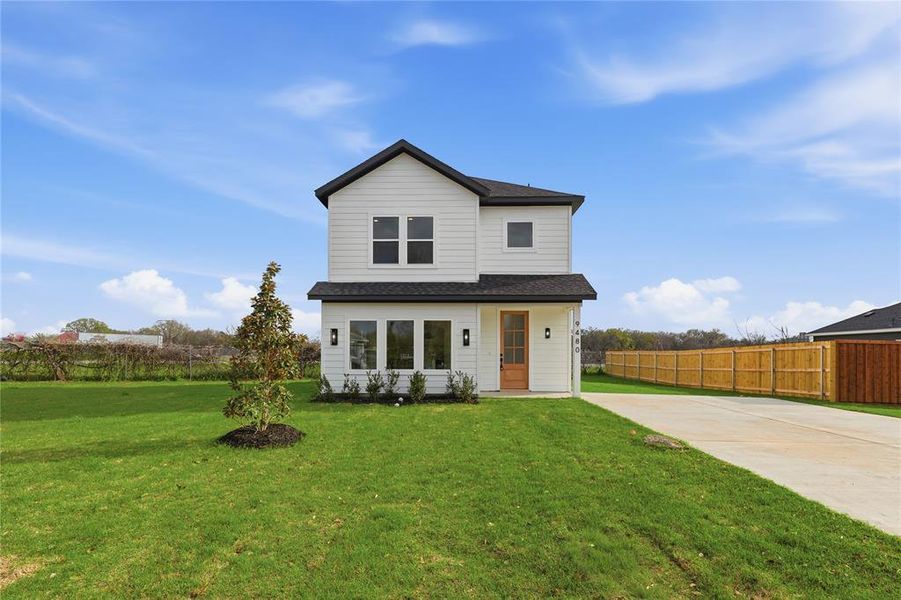 Front exterior of a new home in , Dallas, TX, highlighting curb appeal (Image 17). Front exterior of a new home in , Dallas, TX, highlighting curb appeal (Image 17).