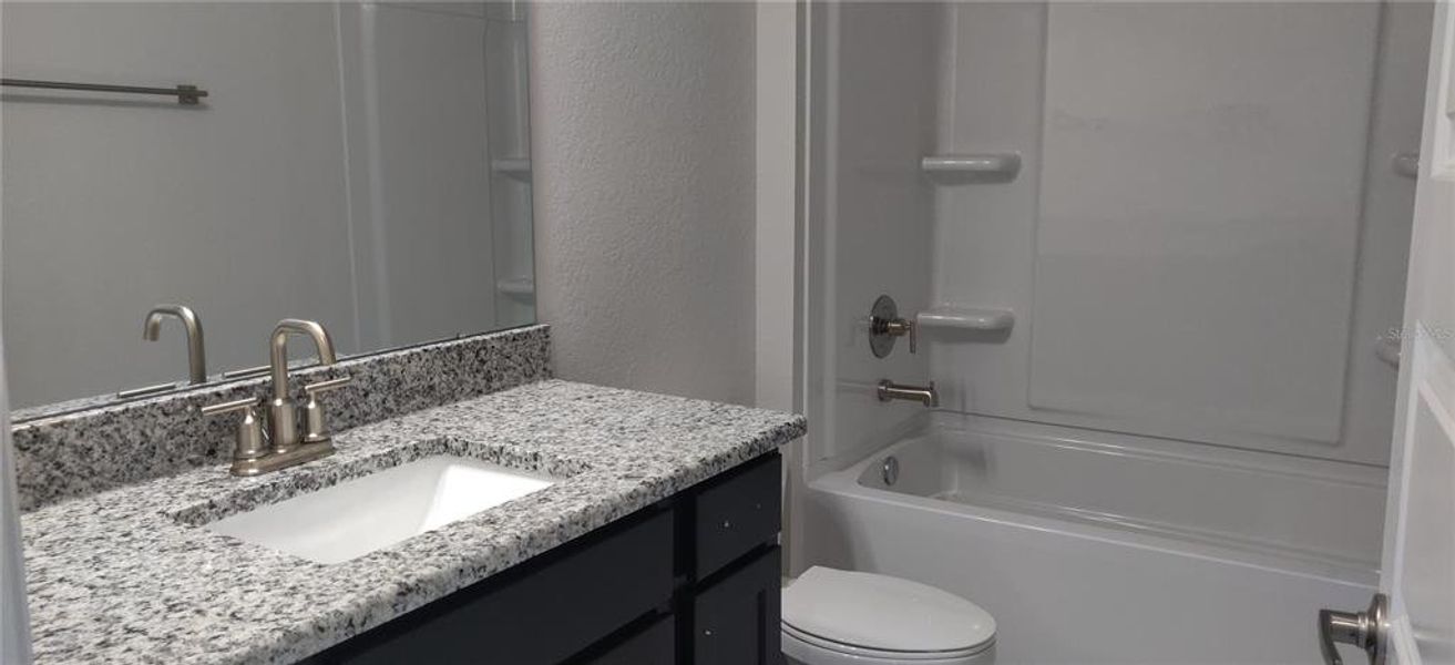 Image 21 of a home in Sunset Landing.