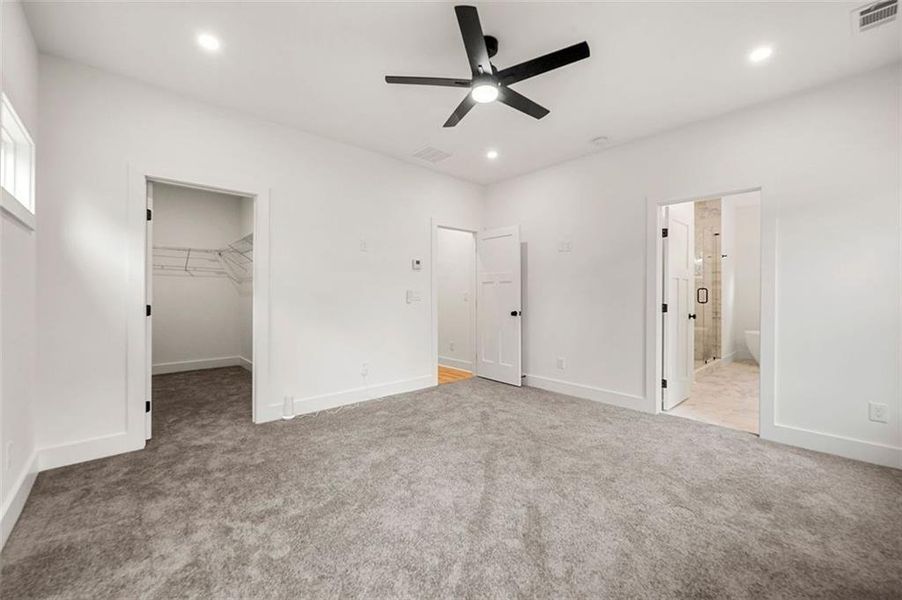Spacious, unfurnished interior of a new home in , Atlanta (Image 20). Spacious, unfurnished interior of a new home in , Atlanta (Image 20).