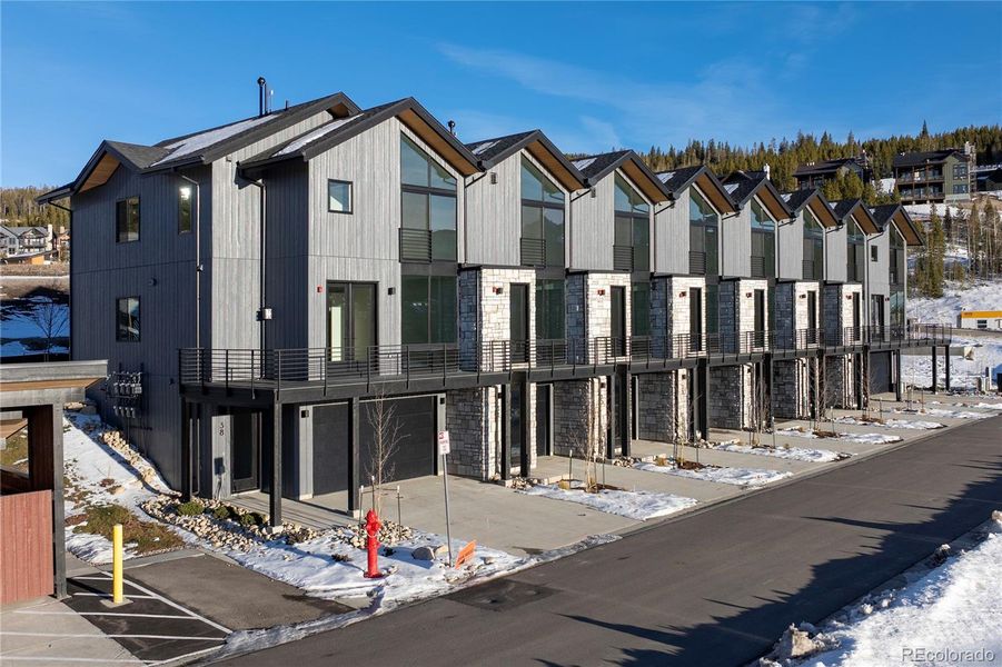 Image 42 of a home in .