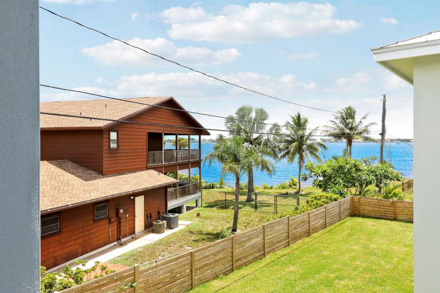 Exterior details and patio area of a home in , Jensen Beach (Image 28).
