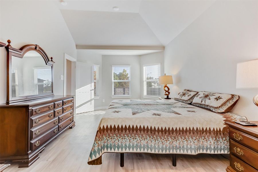 Furnished interior view inside a new home in , Willis (Image 32).