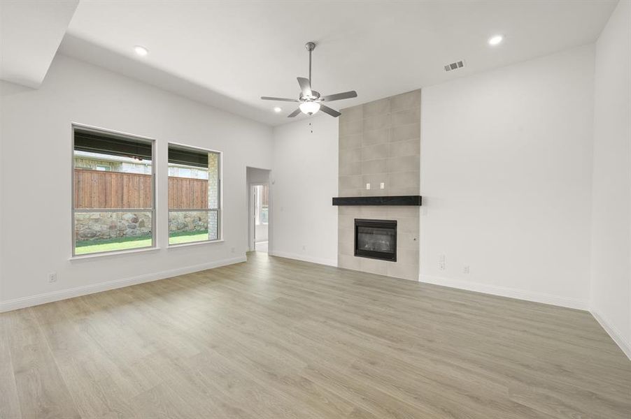 4304 Knight- Living Room-1
