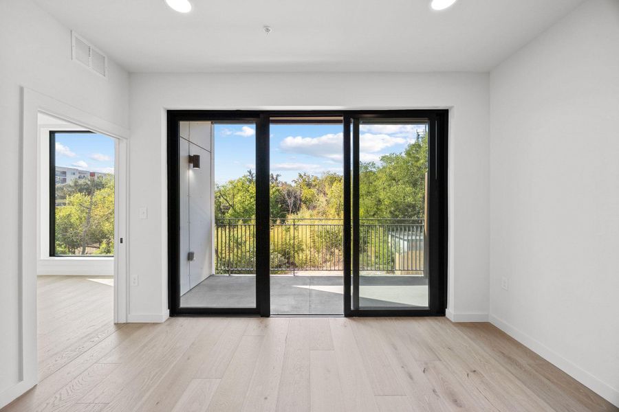 Spacious, unfurnished interior of a new home in One Oak, Austin (Image 12). Spacious, unfurnished interior of a new home in One Oak, Austin (Image 12).