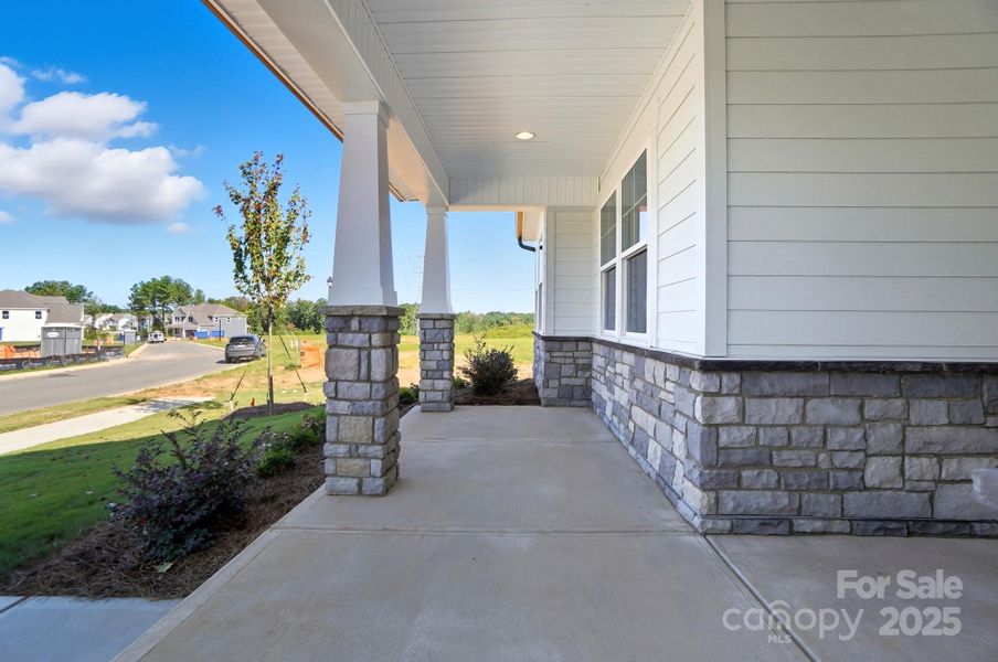 Image 42 of a home in .