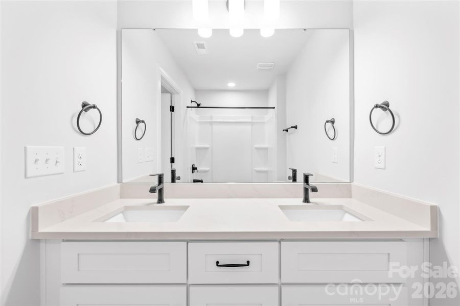 Furnished interior view inside a new home in , Kings Mountain (Image 10).