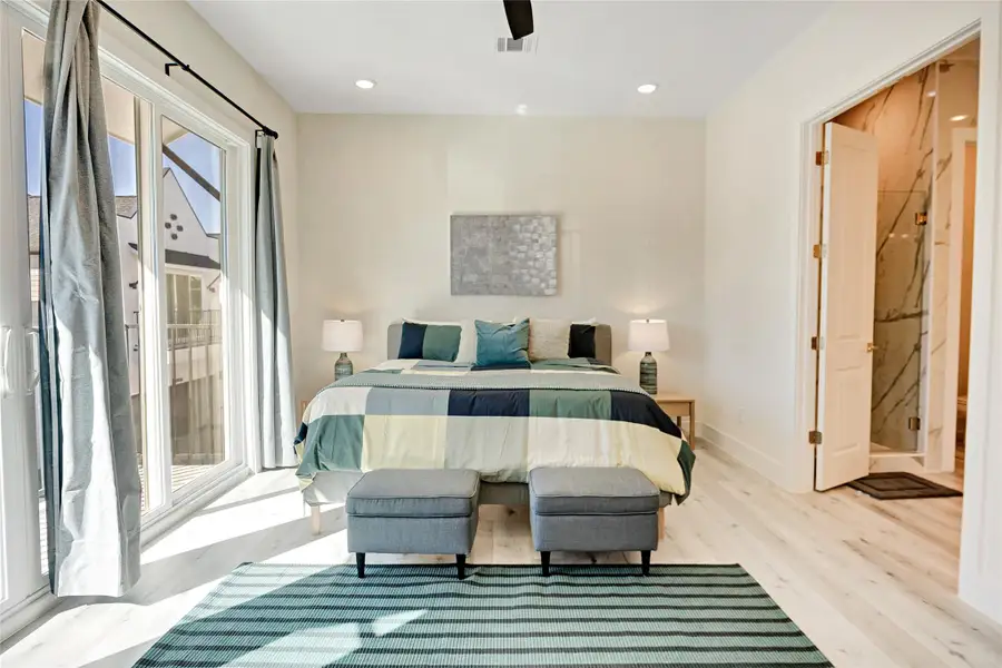 Furnished interior view inside a new home in , Houston (Image 16).