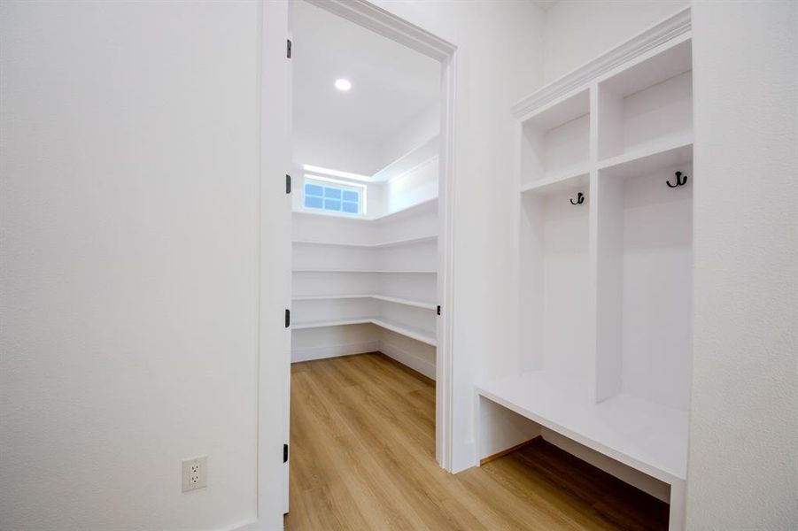 Mud area and Super Large Walk-in  Pantry