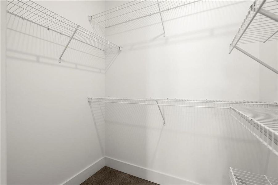 Spacious, unfurnished interior of a new home in , Alpharetta (Image 27).