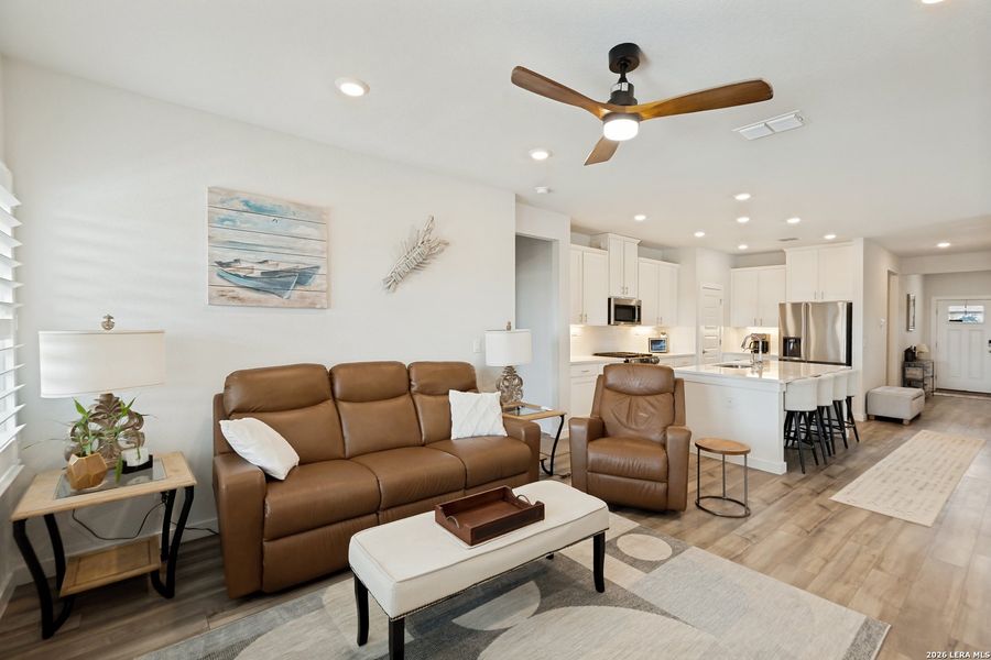 Furnished interior view inside a new home in Weltner Farms 50’s, New Braunfels (Image 18).