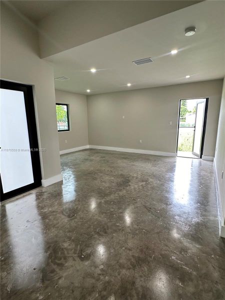 Image 56 of a home in .