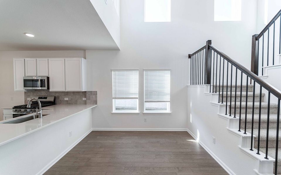 Image 15 of a home in Travis Ranch.