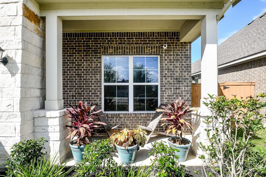 Exterior details and patio area of a home in , Rosharon (Image 28). Exterior details and patio area of a home in , Rosharon (Image 28).