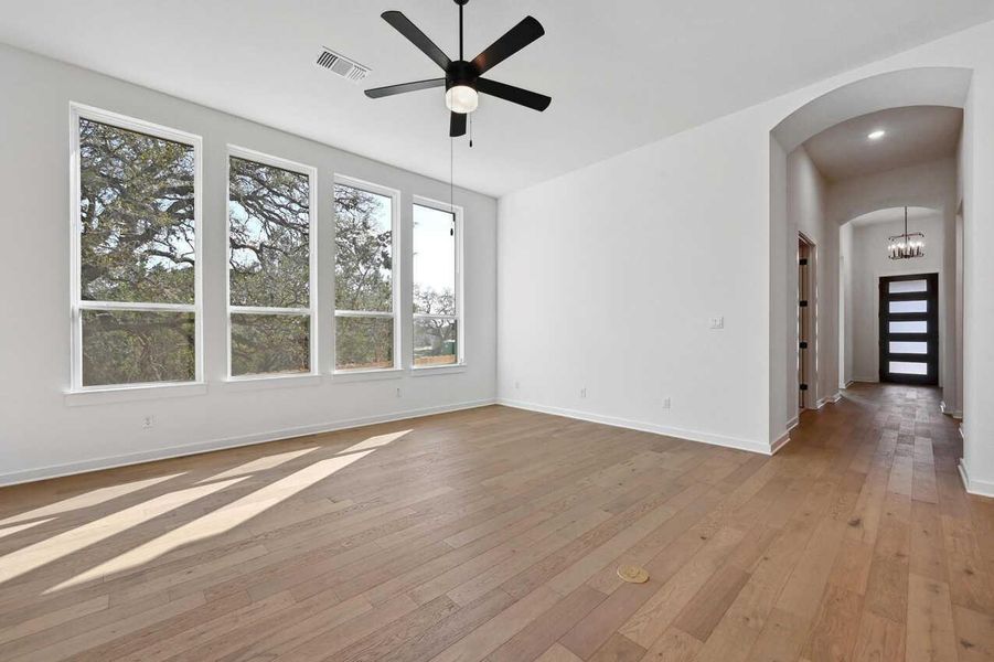 Spacious, unfurnished interior of a new home in Meridiana, Manvel (Image 11).