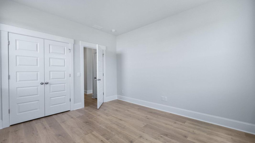 Spacious, unfurnished interior of a new home in Berkeley Bay, Ridgeville (Image 29).