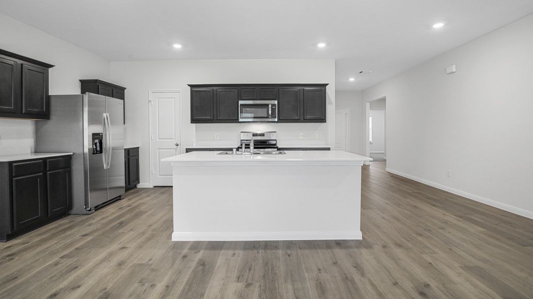 Furnished interior view inside a new home in Saddlebrook, Waxahachie (Image 7).