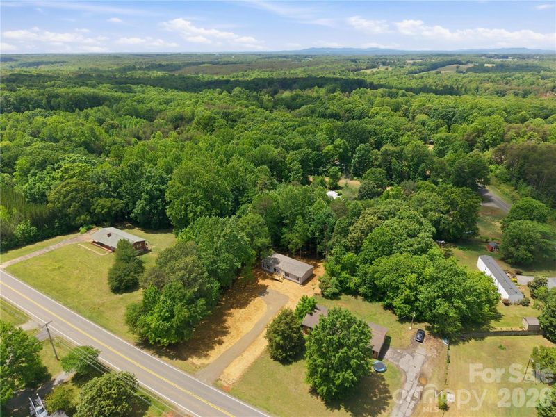Natural landscape and outdoor views near  in Lincolnton (Image 38).