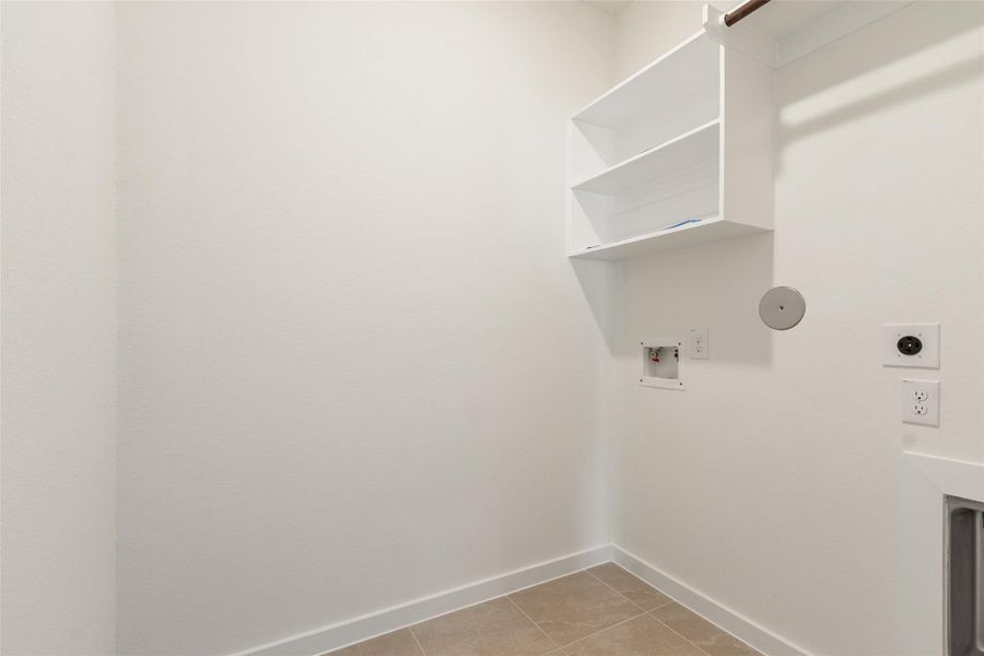 Spacious, unfurnished interior of a new home in Cielo, Conroe (Image 30). Spacious, unfurnished interior of a new home in Cielo, Conroe (Image 30).