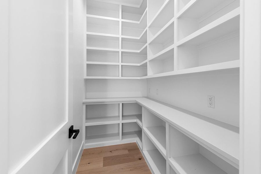 Spacious, unfurnished interior of a new home in , Georgetown (Image 37).