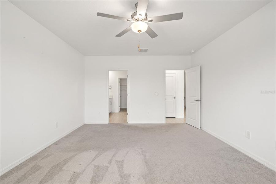 Spacious, unfurnished interior of a new home in Connerton, Land O' Lakes (Image 38). Spacious, unfurnished interior of a new home in Connerton, Land O' Lakes (Image 38).
