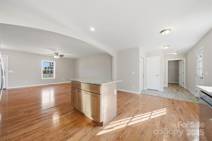 Spacious, unfurnished interior of a new home in , Granite Falls (Image 16).