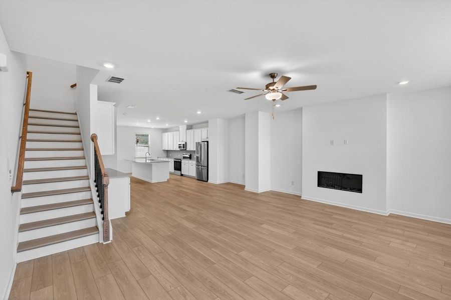 Spacious, unfurnished interior of a new home in Alder Creek, Cumming (Image 24).