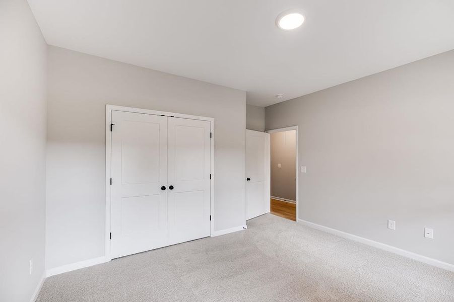 Spacious, unfurnished interior of a new home in LOVVORN ESTATES, Carrollton (Image 22).