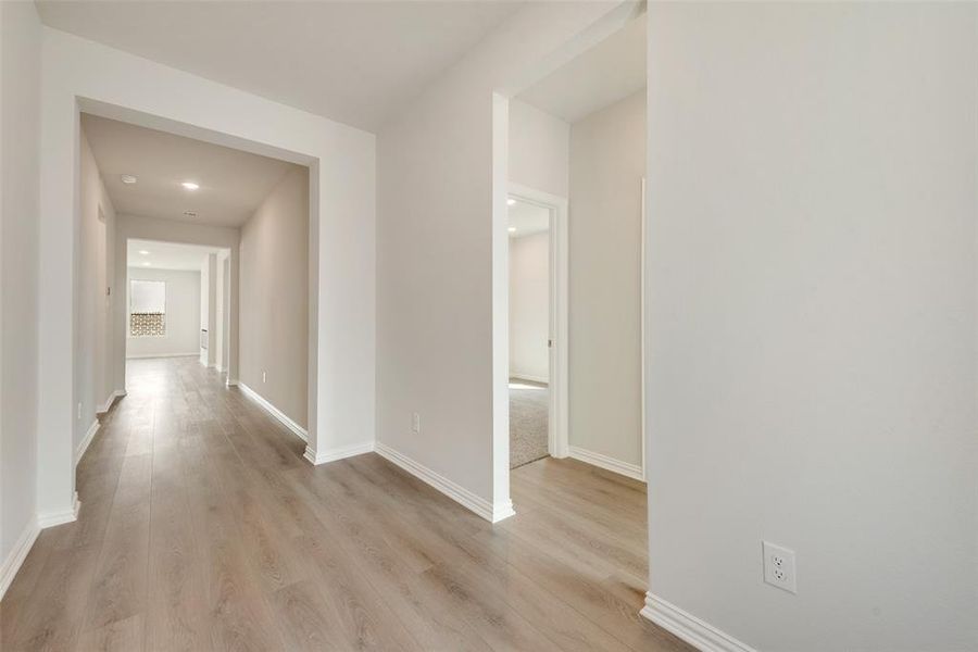 Spacious, unfurnished interior of a new home in Sutton Fields, Celina (Image 21).