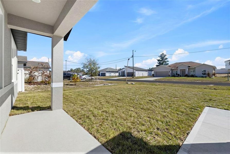 Exterior details and patio area of a home in , Poinciana (Image 3).