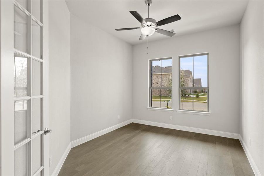 3_04. 3229 Agnew - Study