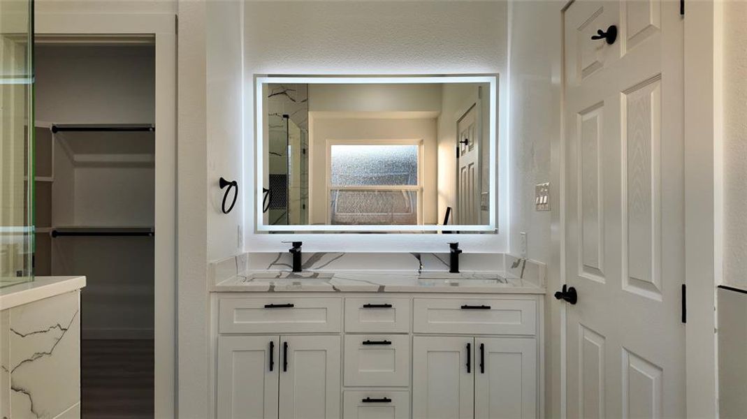 Furnished interior view inside a new home in , Red Oak (Image 8).