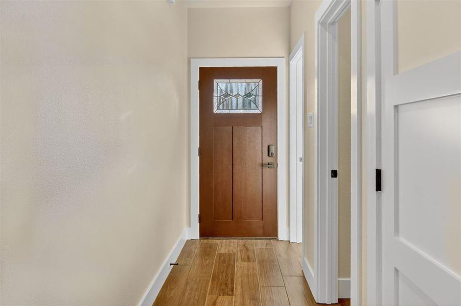 Spacious, unfurnished interior of a new home in , Weatherford (Image 16).