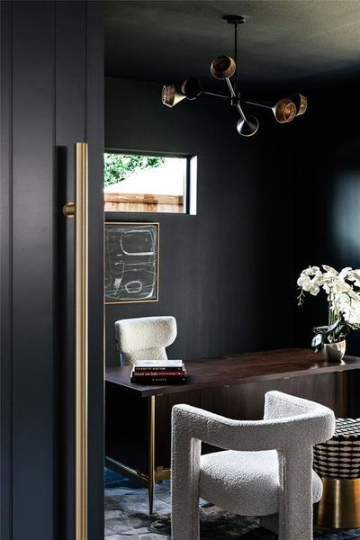 Furnished interior view inside a new home in , Dallas (Image 18). Furnished interior view inside a new home in , Dallas (Image 18).