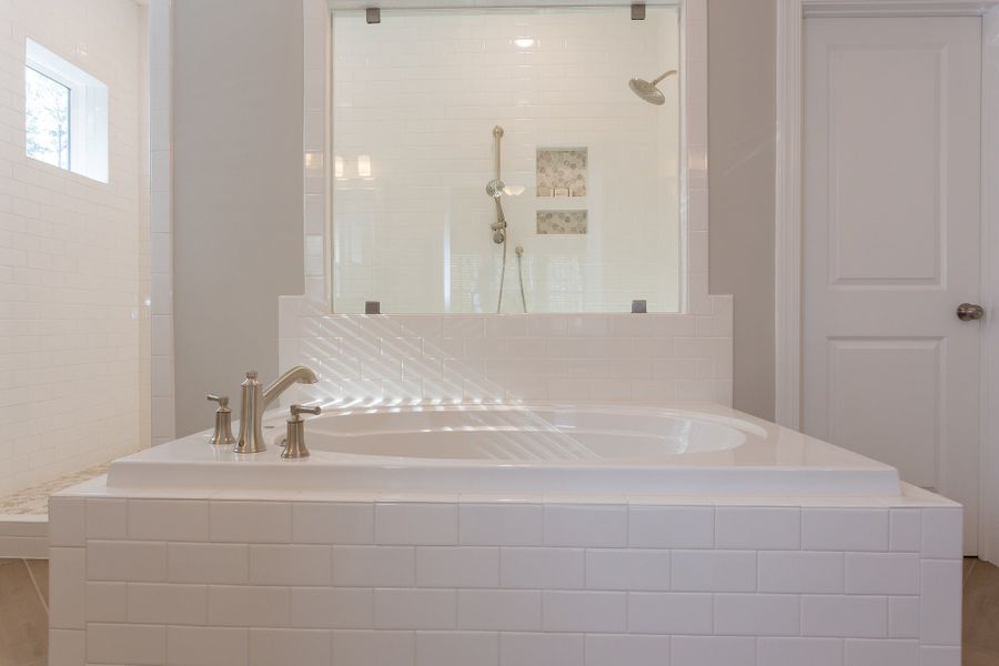 Representative interior finishes for a home built from the Statesville by Caruso Homes in Sauls Landing, Zebulon (Image 22). Representative interior finishes for a home built from the Statesville by Caruso Homes in Sauls Landing, Zebulon (Image 22).