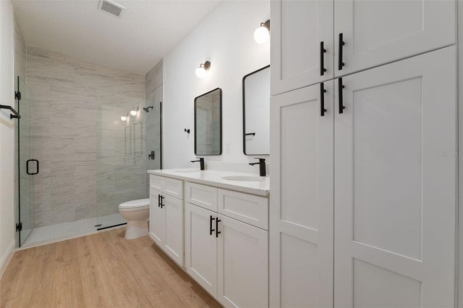 Furnished interior view inside a new home in , Ocala (Image 8).