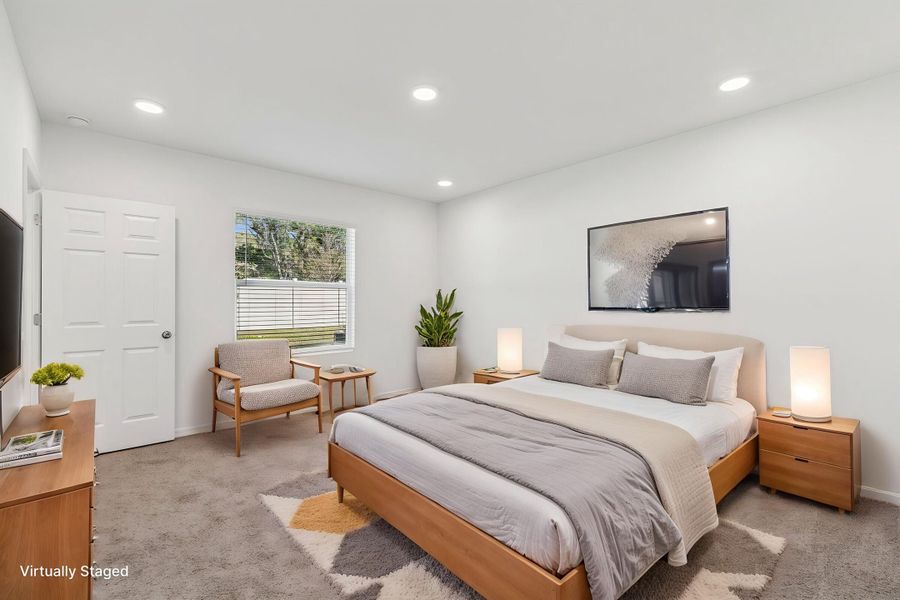 Owner's Suite - Virtually Staged