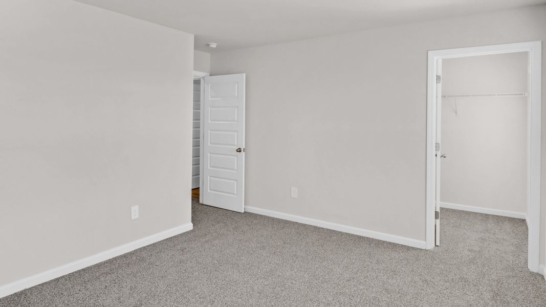 Spacious, unfurnished interior of a new home in Bailey Park, Fayetteville (Image 33).