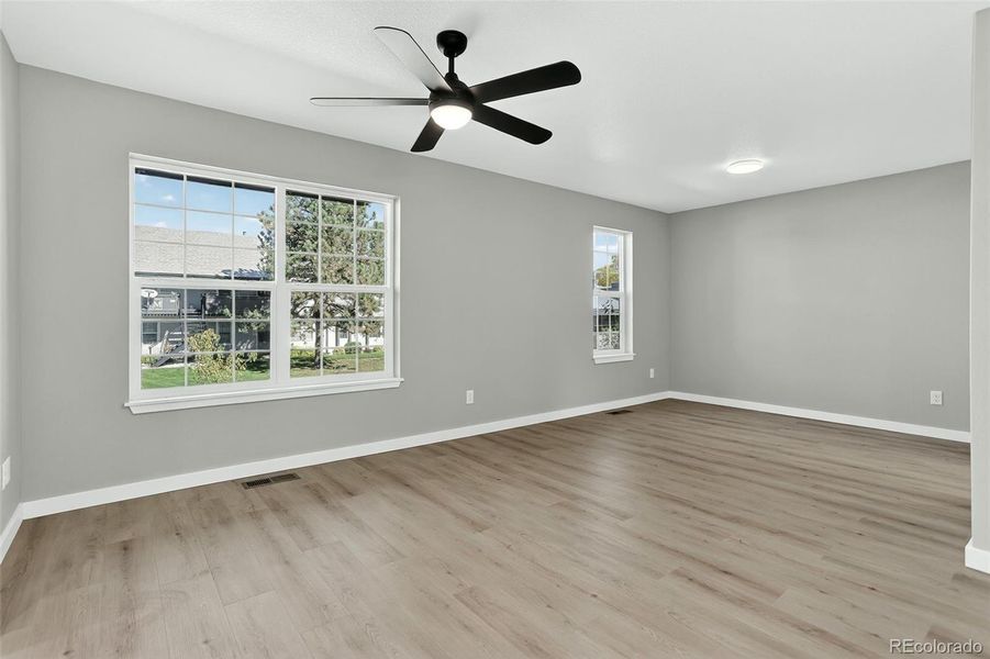 Spacious, unfurnished interior of a new home in , Centennial (Image 24).
