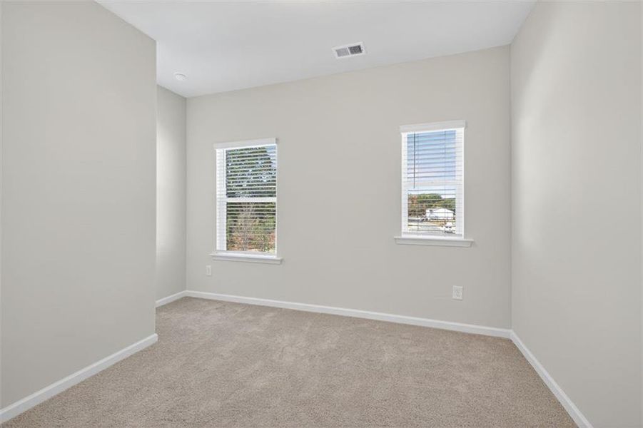 Spacious, unfurnished interior of a new home in Franklin Manor, Lawrenceville (Image 21).
