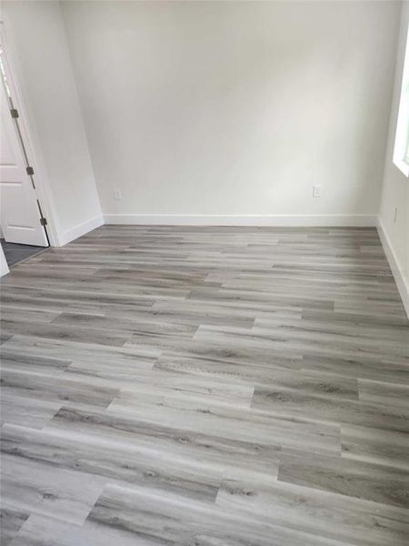 Spacious, unfurnished interior of a new home in , Homosassa (Image 17).