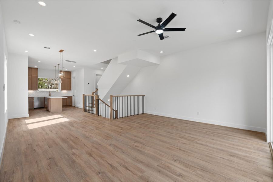 Spacious, unfurnished interior of a new home in , Houston (Image 24).