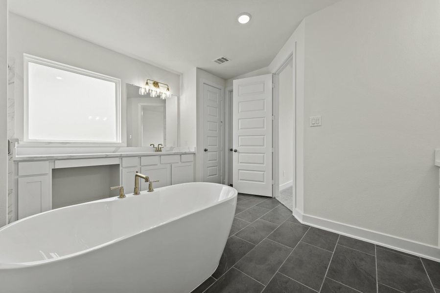 Representative image. Features, specifications, selections and colors may vary.