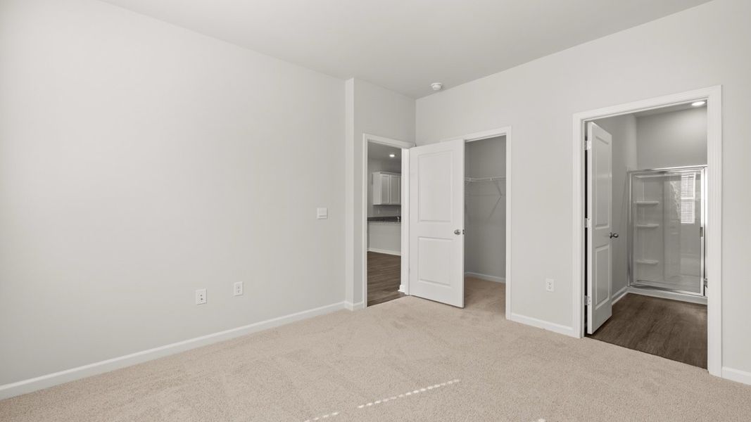 Spacious, unfurnished interior of a new home in Byrd Village, Graniteville (Image 19).
