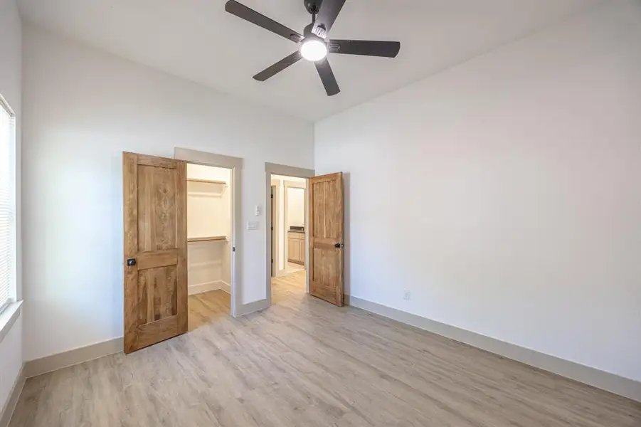 Spacious, unfurnished interior of a new home in , Fort Worth (Image 22). Spacious, unfurnished interior of a new home in , Fort Worth (Image 22).