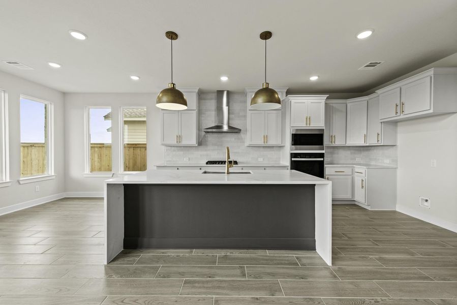 Representative image. Features, selections, and colors may vary. Representative image. Features, selections, and colors may vary.