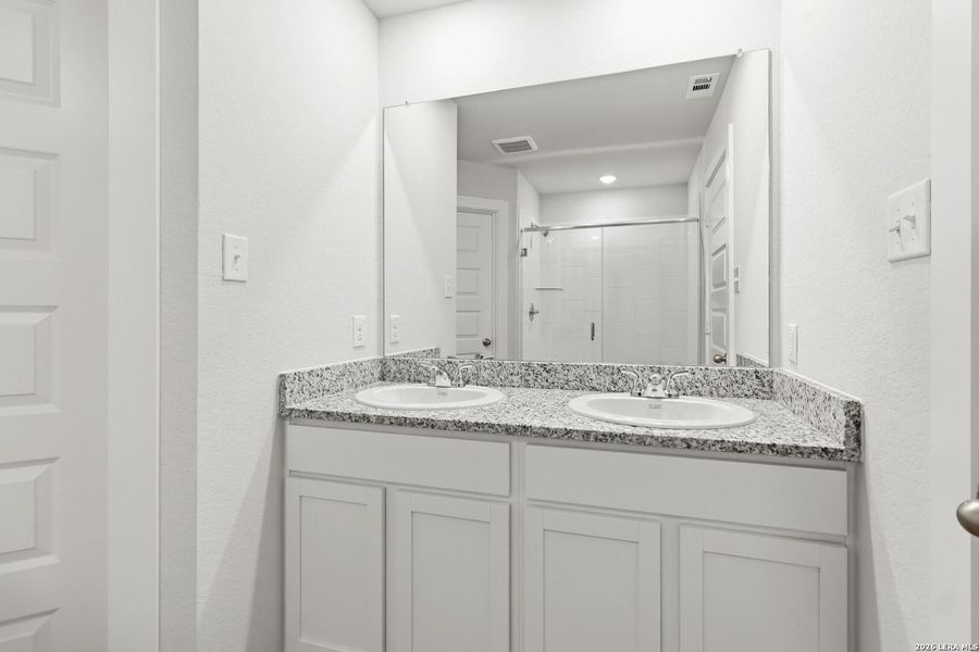 Image 28 of a home in Katzer Ranch.